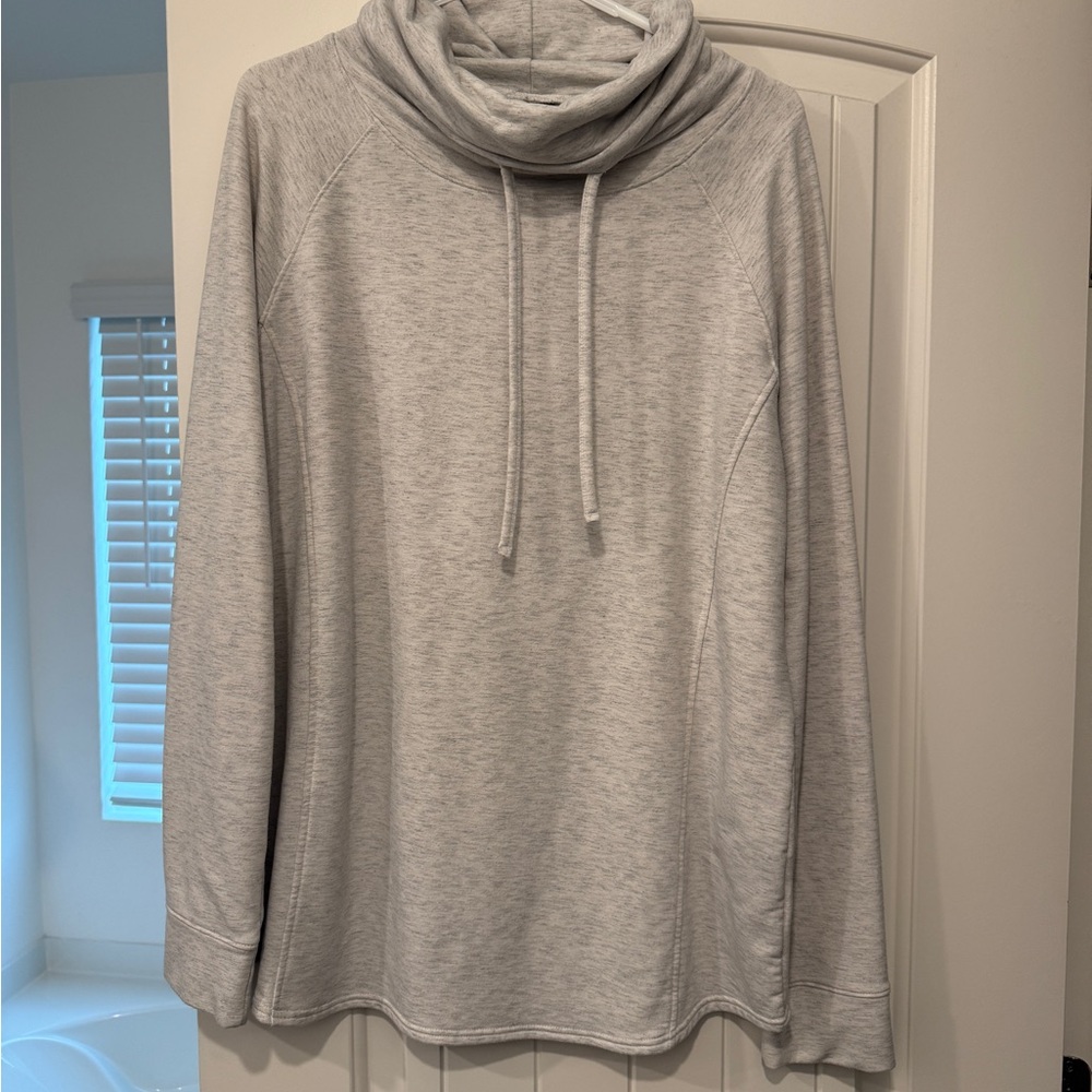32 Degrees Women’s Light Gray Cowl Neck Sweater